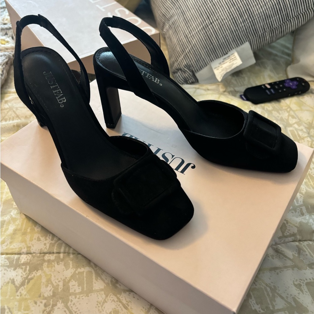 Women’s sling backs